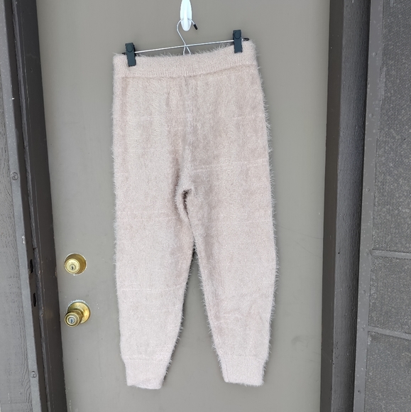 Lulu's Road to Cozy Taupe Fuzzy Eyelash Drawstring Joggers - Picture 5 of 7